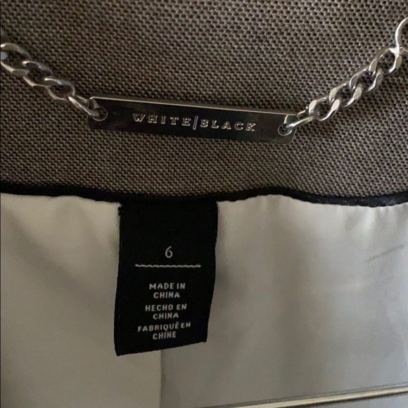 Blazer - Picture 5 of 5